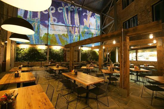 The Lucky, Restaurant & Bar